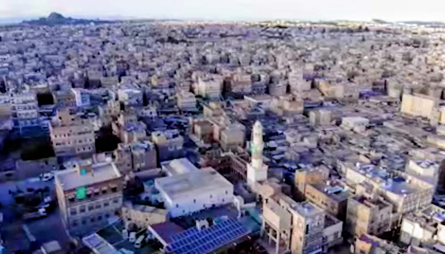 المدرسة الشمسية : منارةُ العلم وقِبلة التاريخ والعلماء المُشرِقة من قلب مدينة ذمار